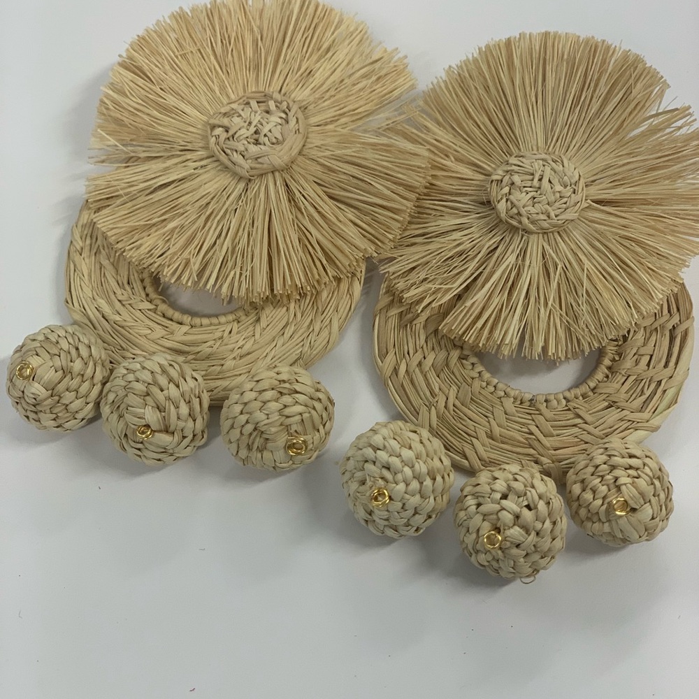 - Iraca Palm Handmade Maxi Earrings Artisan